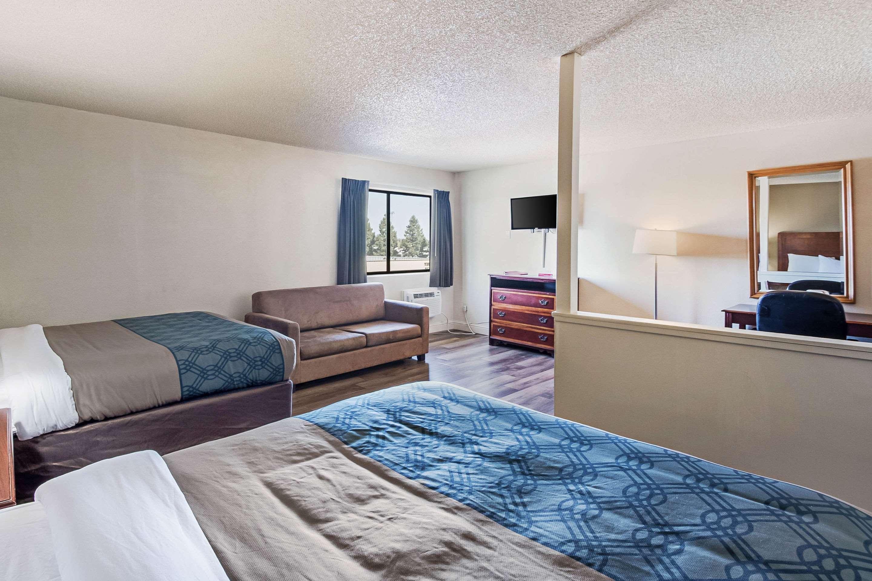 Sutter Inn Yuba City Eksteriør billede
