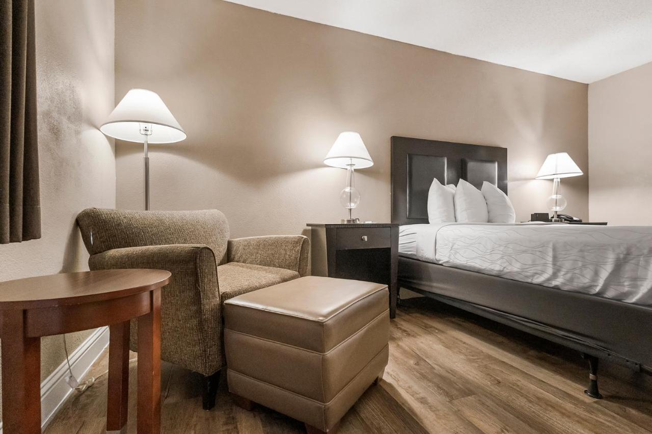 Sutter Inn Yuba City Eksteriør billede