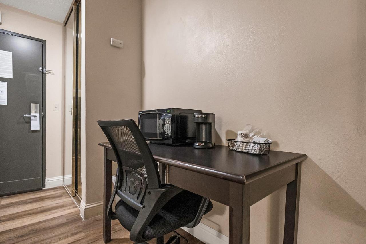 Sutter Inn Yuba City Eksteriør billede