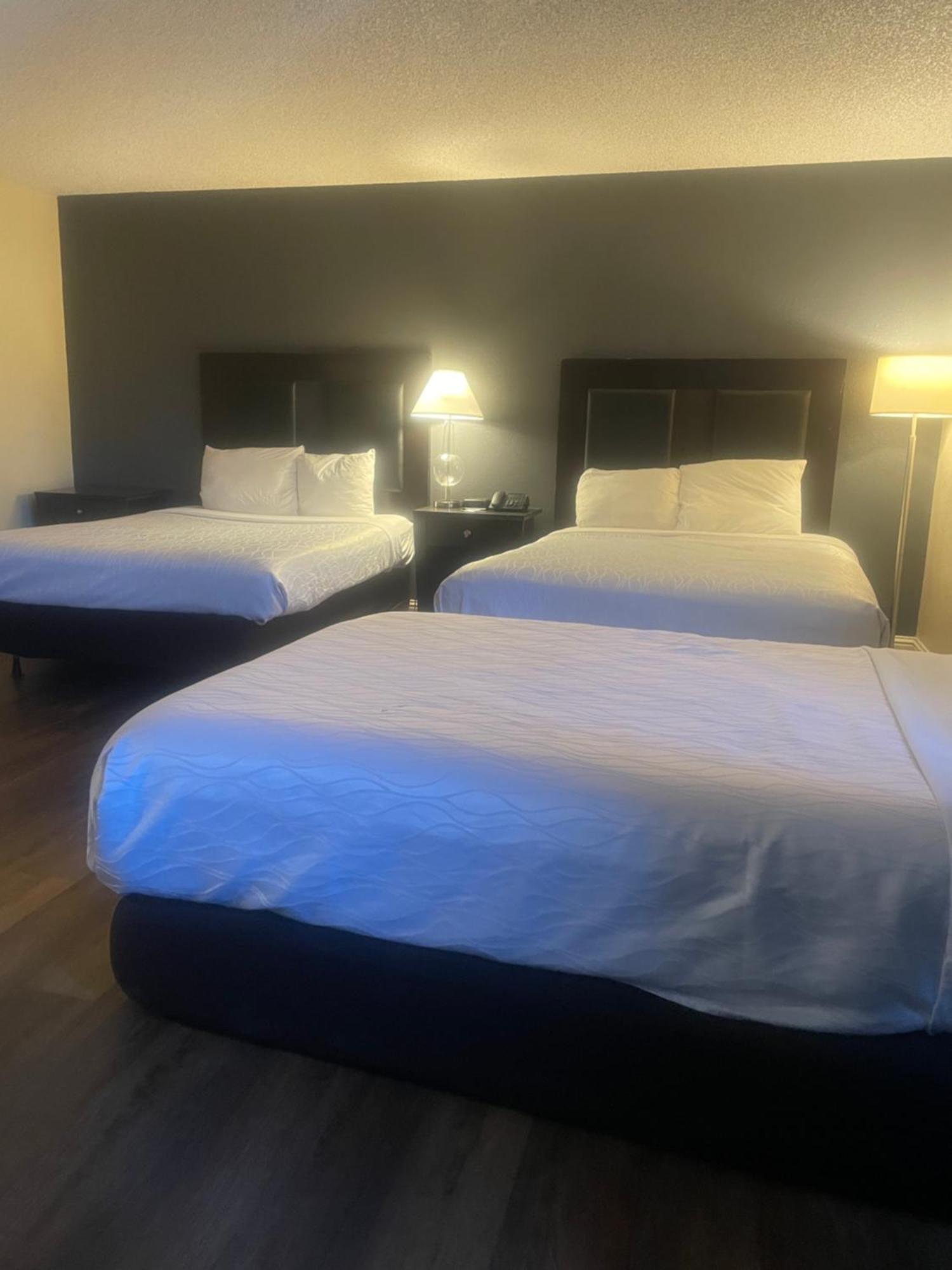 Sutter Inn Yuba City Eksteriør billede