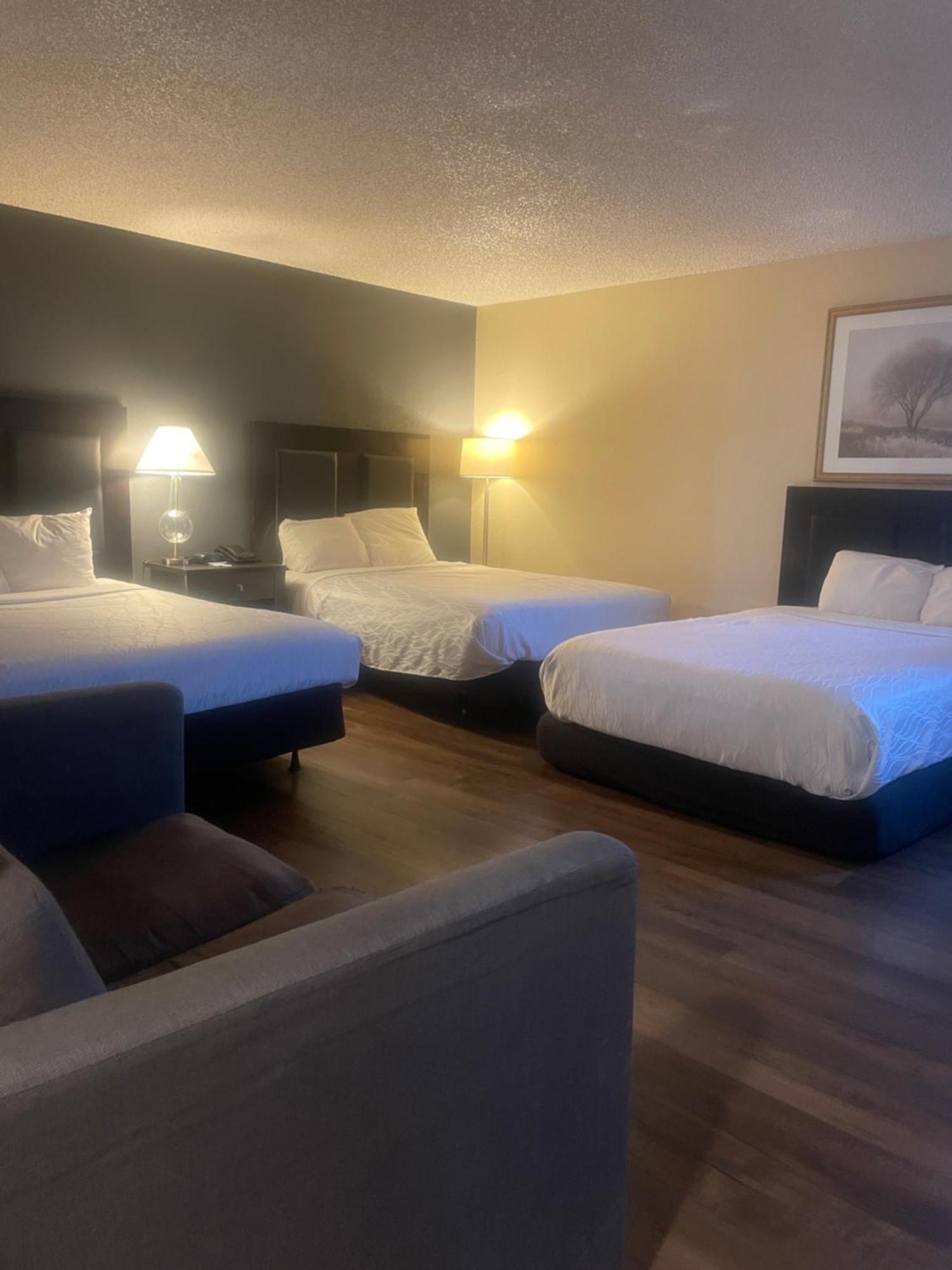 Sutter Inn Yuba City Eksteriør billede